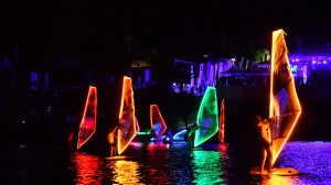 Işığın Gücü Alaçatı’da: 2025 Alaçatı Wind Fest’te Çağla Kubat’tan “Signify Solar Gecesi”