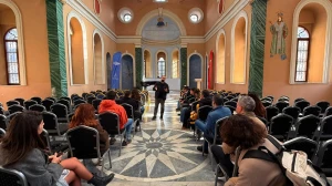 Gazeteciler İzmir’in kalbinde buluştu: Bir Arada Yaşam’ın izlerini takip etti!