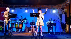 Bornova’da 19 Mayıs coşkusu meydanlara taşıyor