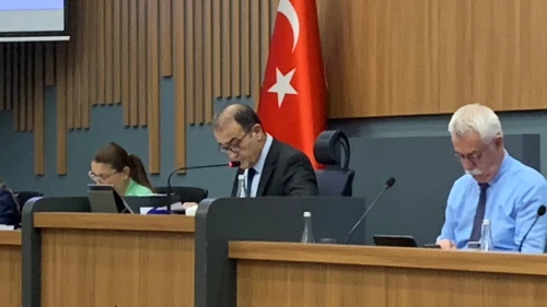 Meclis’te Büyükşehir'e İZBAN’a gizli zam suçlaması!