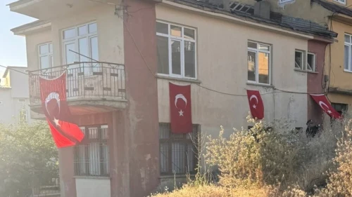 Şehit Ateşi Yine Yüreklere Düştü