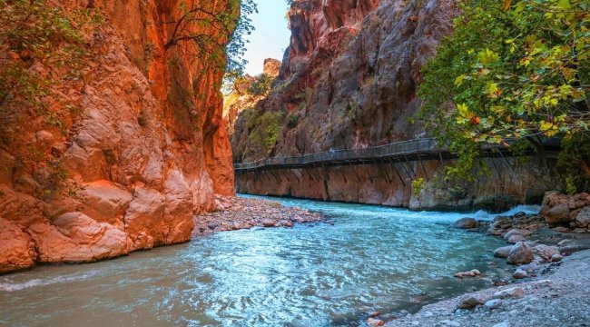 Türkiye'nin doğa harikası kanyonları… 7 şehirden sonbaharın yakıştığı en güzel 10 kanyon