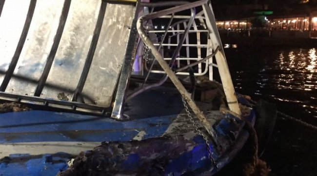 İstanbul'da gemi ile gezi teknesi çarpıştı: 2 yaralı