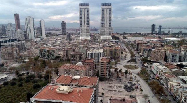 İzmir depreminde yıkılan Cumhuriyet Sitesi davası sanıkları için hapis istemi